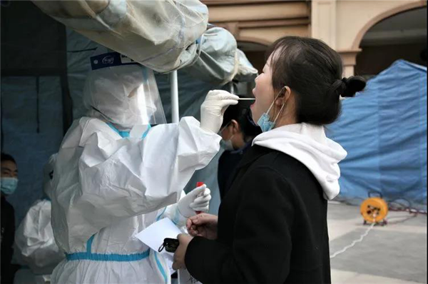 西安市長安區郭杜街道舉行全員核酸檢測應急演練