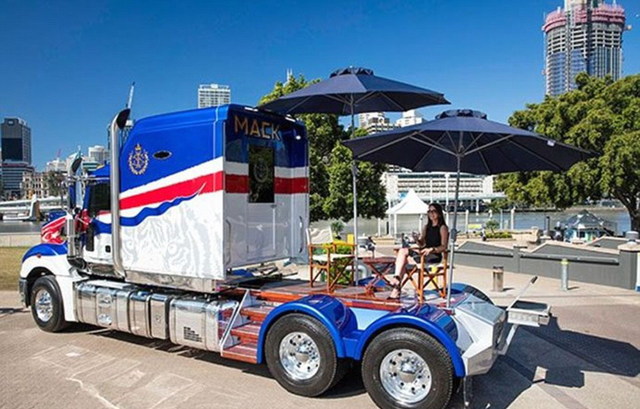 马来西亚苏丹耗资百万美元打造全球最豪华牵引卡车