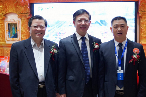 武汉理工大学党委书记信思金教授在广东校友会年会上会见群益股份董事长