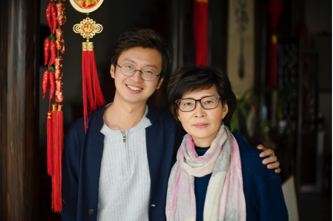 苏绣传人张雪：保护原创就是保护创新_fororder_“苏绣男神”用原创唤醒传统苏绣 用原创保护平台保护艺术创意 （二审过）(1)675