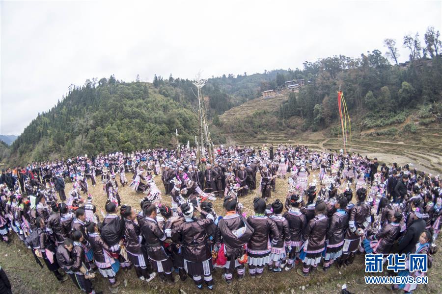 贵州从江：吹芦笙 秀盛装