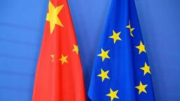 中欧投资协定谈妥了！外媒：是中欧关系重要里程碑_fororder_src=http-%2F%2Fr.sinaimg.cn%2Flarge%2Farticle%2Fa69d3c87288b7c89413fa3d0873e07ac&refer=http-%2F%2Fr.sinaimg