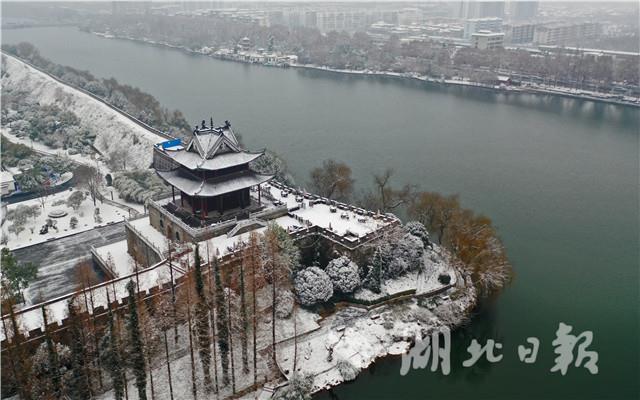 襄阳降下2019年第一场雪