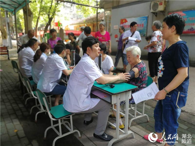 湖北武漢：家庭醫生簽約服務提升居民健康獲得感