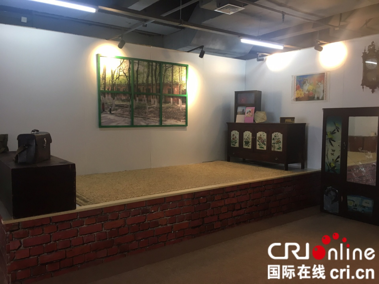 沈阳市举办第四届家教家风图片展