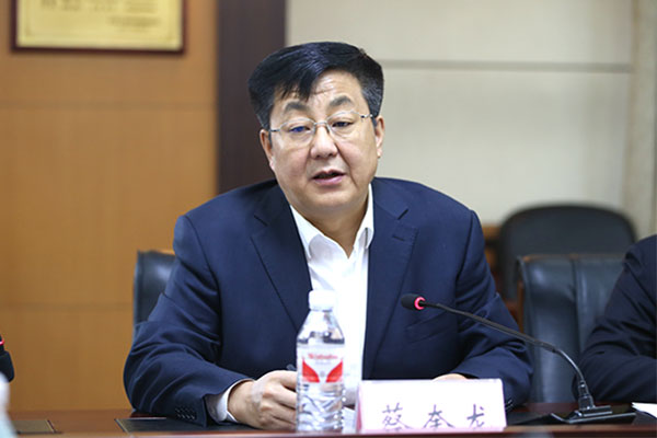 延吉市委副书记市长蔡奎龙主持召开疫情防控工作会议