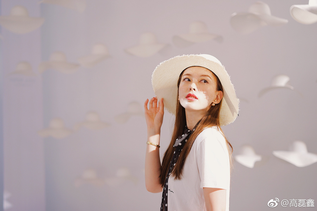 薛之谦和前妻高磊鑫复合 网友：房子买好了？