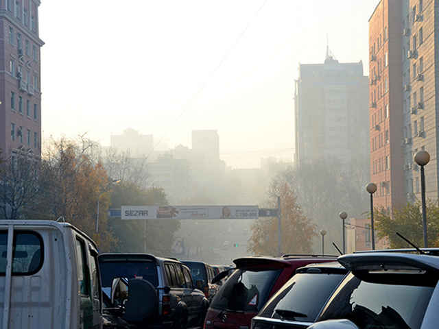 俄方称黑龙江省焚烧干草致远东城市烟雾弥漫