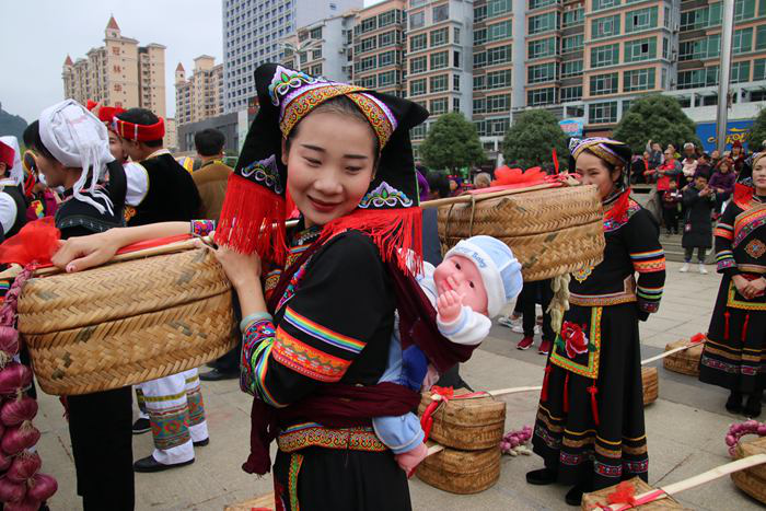 崇左市大新縣舉行正月十五桃城鎮儂垌文化節