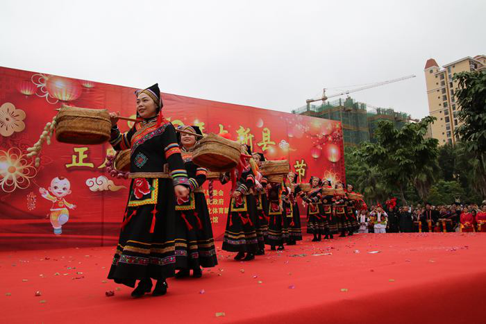 崇左市大新縣舉行正月十五桃城鎮儂垌文化節