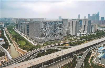 （房产）南京河西崛起科技园 新综合体等高楼相继建成