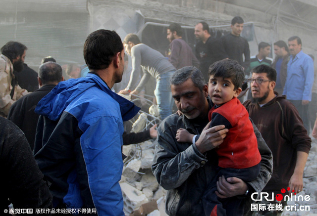 俄罗斯空袭叙利亚反对派控制区 房屋变废墟