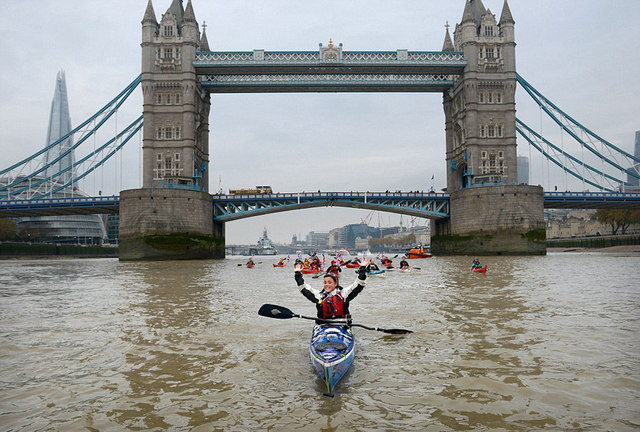 英國女冒險家4年僅靠人力完成環球旅行 全程4萬公里 英國女冒險家4年僅靠人力完成環球旅行 全程4萬公里