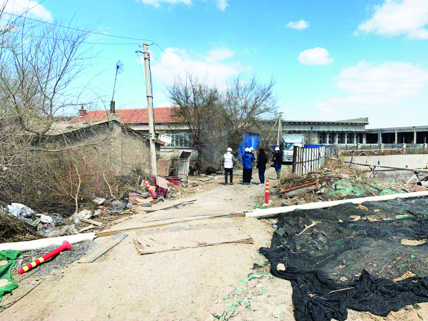 長春汽開區依法拆除軌道交通2號線西延線建設障礙