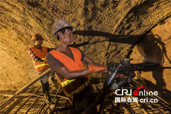 中国缅甸国际铁路大通道 大瑞铁路刷新亚洲铁路隧道施工记录_fororder_1