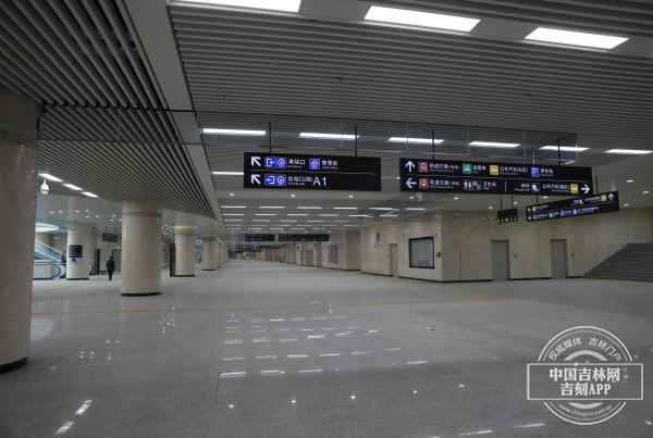 1月12日長春火車站綜合交通換乘中心南廣場開通