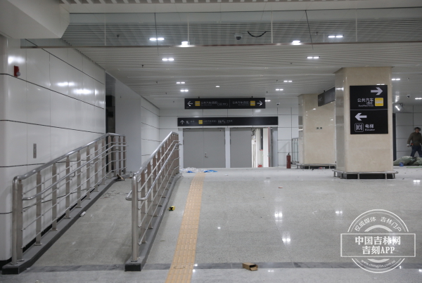 1月12日長春火車站綜合交通換乘中心南廣場開通