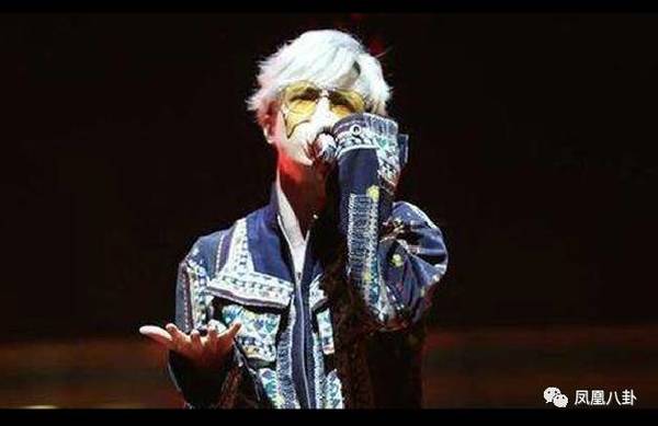 凈身出戶後高調複合,薛之謙的唸唸不忘,終有迴響?