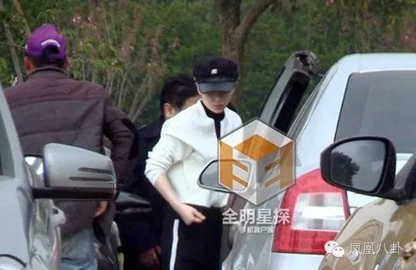 凈身出戶後高調複合,薛之謙的唸唸不忘,終有迴響?