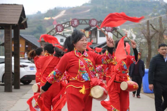 【區縣聯動】【涪陵】重慶涪陵美心紅酒小鎮歡樂迎元宵