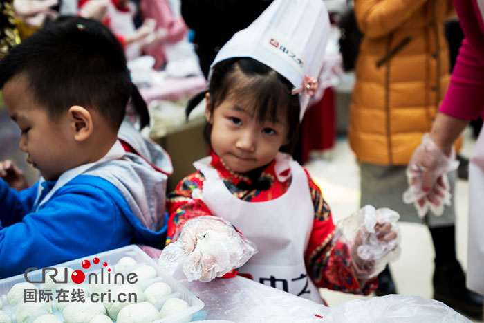 02【吉林】【原創】【CRI看吉林(標題+摘要)】【圖説吉林】【白山松水(小圖185 105)】【關東黑土(長春)】【移動版(列表)】【移動版(圖)】正月十五 長春喜迎“雪打燈” 02【吉林】【原創】【CRI看吉林(標題+摘要)】【圖説吉林】【白山松水(小圖185 105)】【關東黑土(長春)】【移動版(列表)】【移動版(圖)】正月十五 長春喜迎“雪打燈”