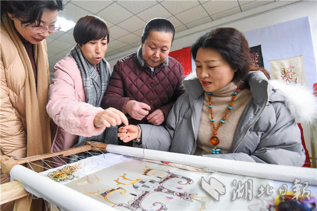 民間刺繡亮絕活 “非遺”展覽迎新春