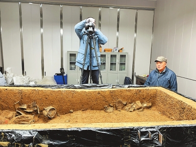 洛陽二里頭遺址發現一座高規格夏代墓葬