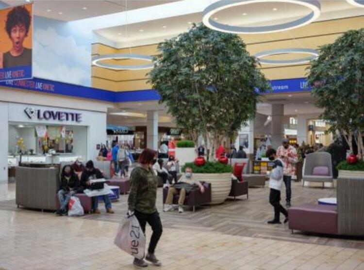 近400万美国人半年没工作 中产阶级也开始领救济粮了