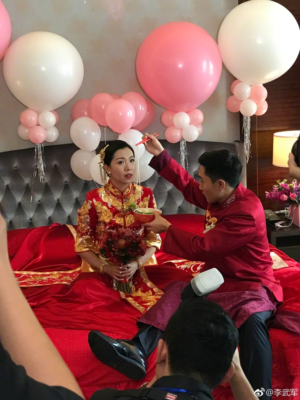 李晓霞翟一鸣大婚马龙丁宁一众国乒名将现身捧场