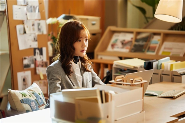 "절친극" 의 흥행, 대 도시 젊은이들의 정신적 기탁?_fororder_2