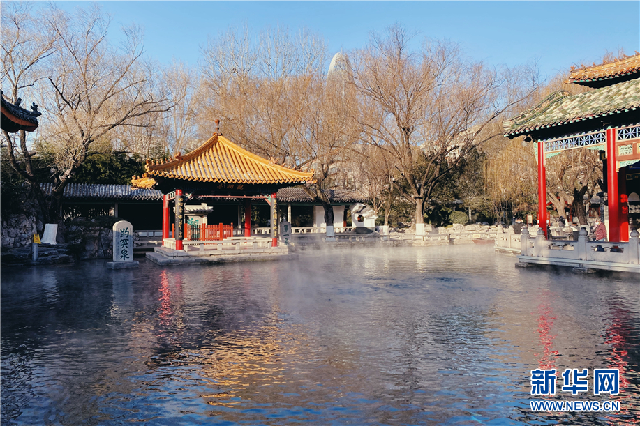 濟南趵突泉再現“雲霧潤蒸”奇觀