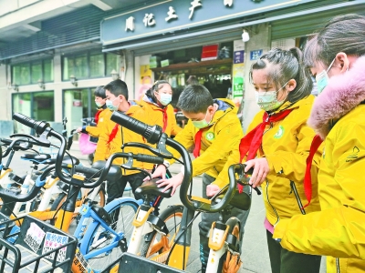 全校學生參與“我們的勞動日” 小學生期末交走心的“勞動作業”