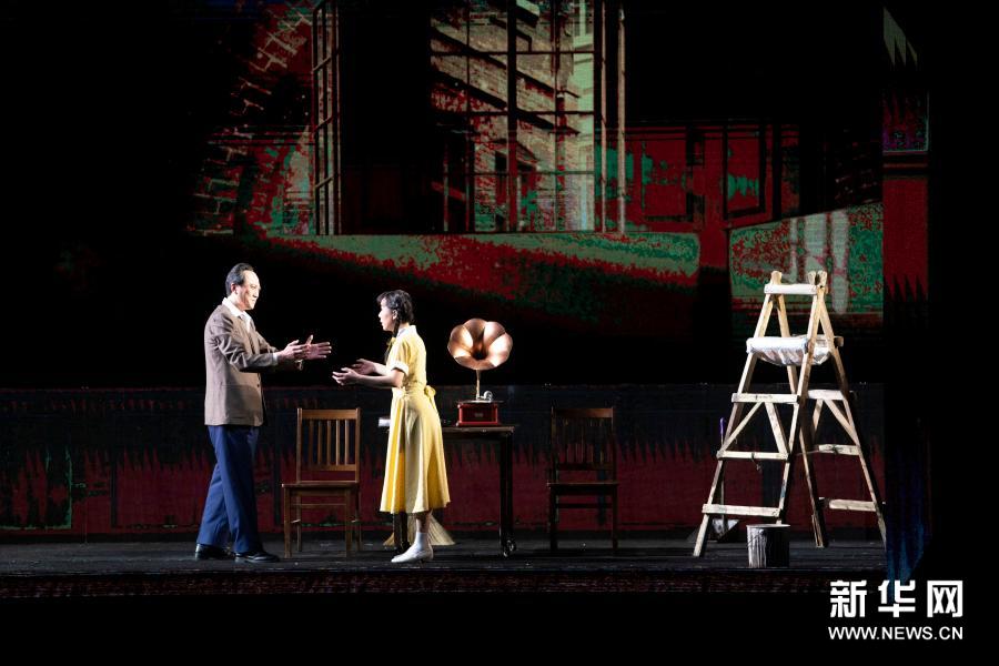 大型话剧《深海》在武汉上演