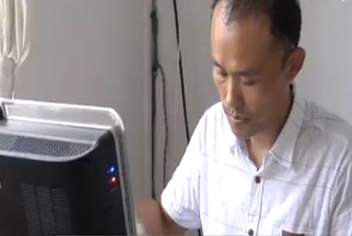 【教育(图片+摘要)】(页面标题)学校留守儿童占80%(内容页标题)学校留守儿童占80% 乡村教师用爱坚守 【教育(图片+摘要)】(页面标题)学校留守儿童占80%(内容页标题)学校留守儿童占80% 乡村教师用爱坚守