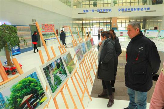 西安航空基地举办“最美航空城”特色摄影展