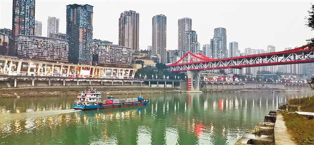廣安港—重慶港集裝箱班輪完成首航