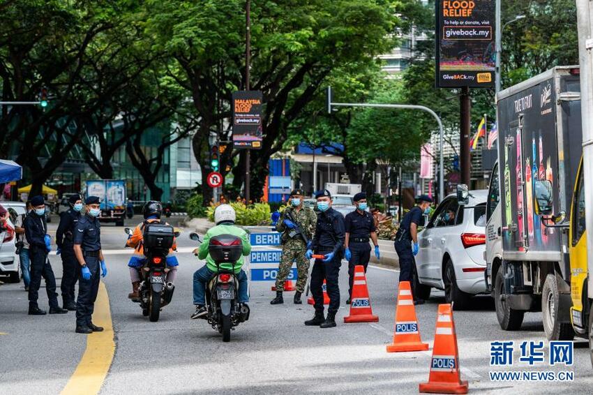 Berbagai Tempat Malaysia Ambil Tindakan Keras Untuk Kendalikan Covid-19_fororder_m44