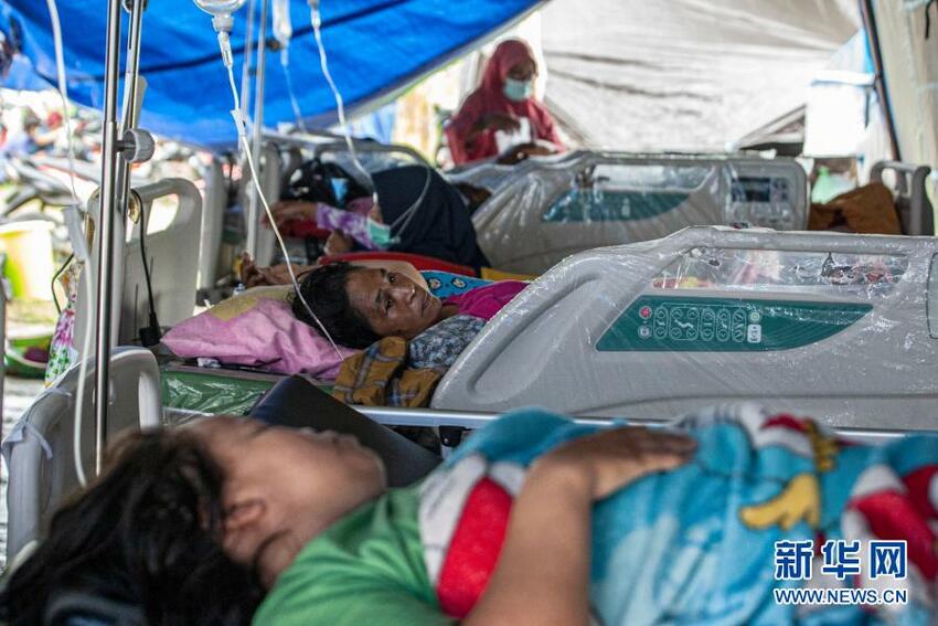 Gempa Bumi yang Terjadi di Sulawesi Barat Tewaskan 56 Orang_fororder_yn114