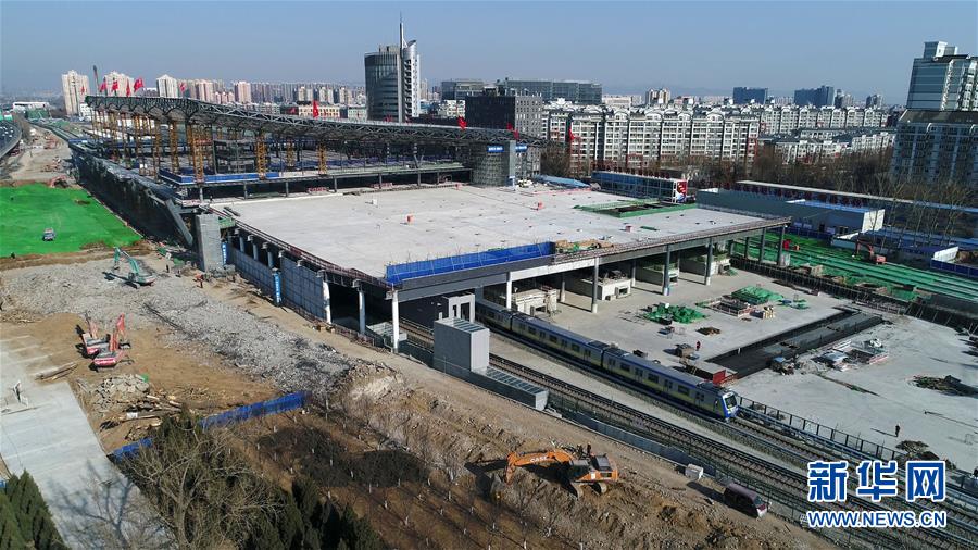 北京地鐵13號線成功撥入京張高鐵清河站