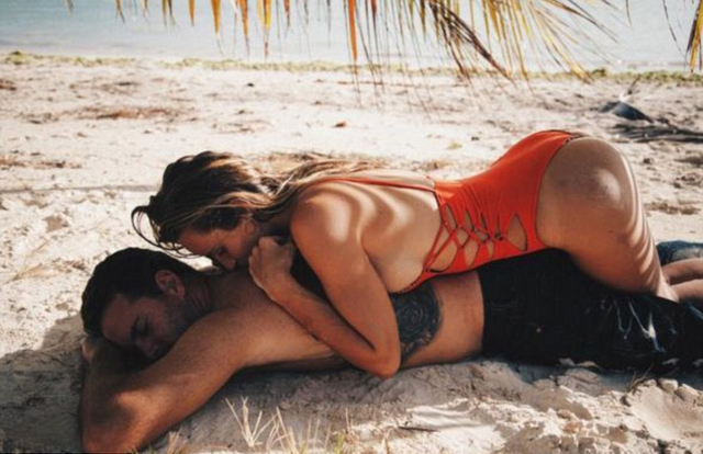 大溪地情侶環球旅行看世界 花式秀恩愛走紅網絡 大溪地情侶環球旅行看世界 花式秀恩愛走紅網絡