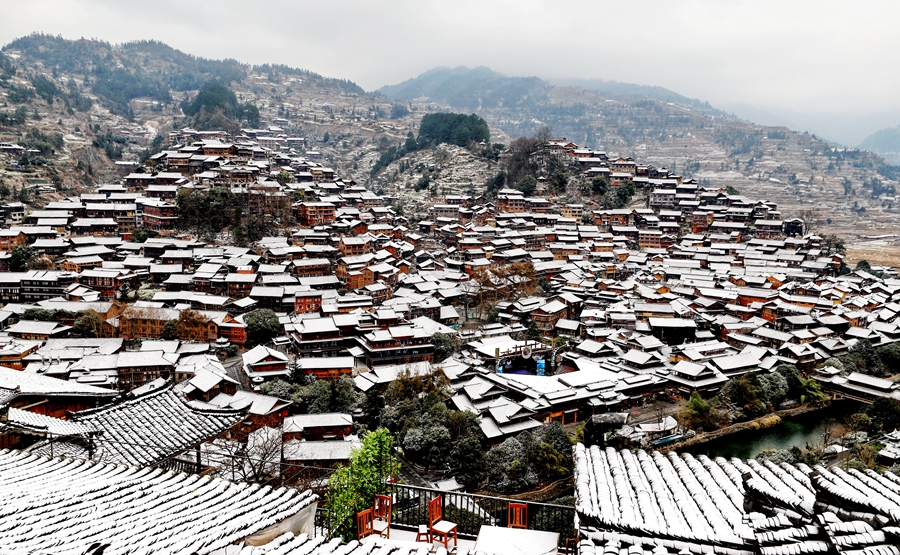 贵州西江千户苗寨：雪景迷人（组图）