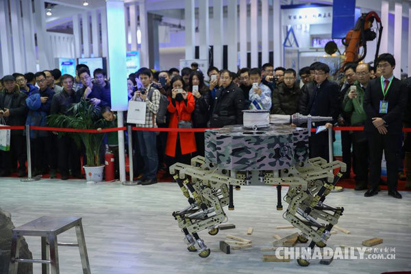 海外媒體：中國機器人産業迎來大發展 助推經濟增長