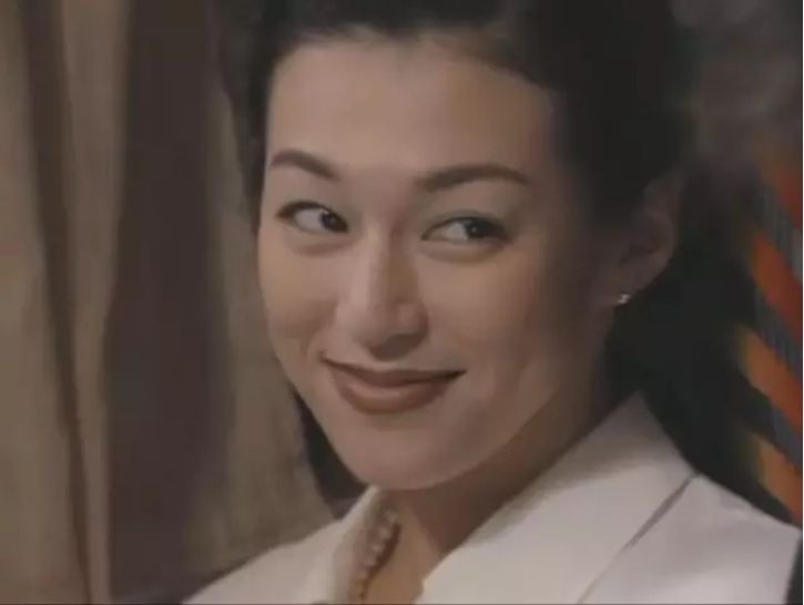 《东京爱情故事》重启，赤名莉香生于1994。观众更怀念30年前铃木保奈美的微笑