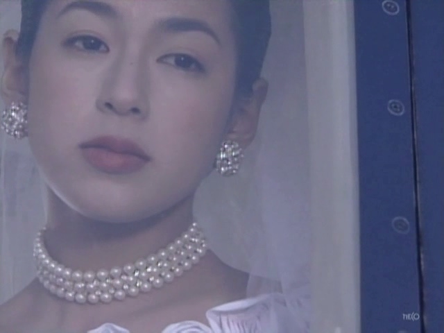 《东京爱情故事》重启，赤名莉香生于1994。观众更怀念30年前铃木保奈美的微笑