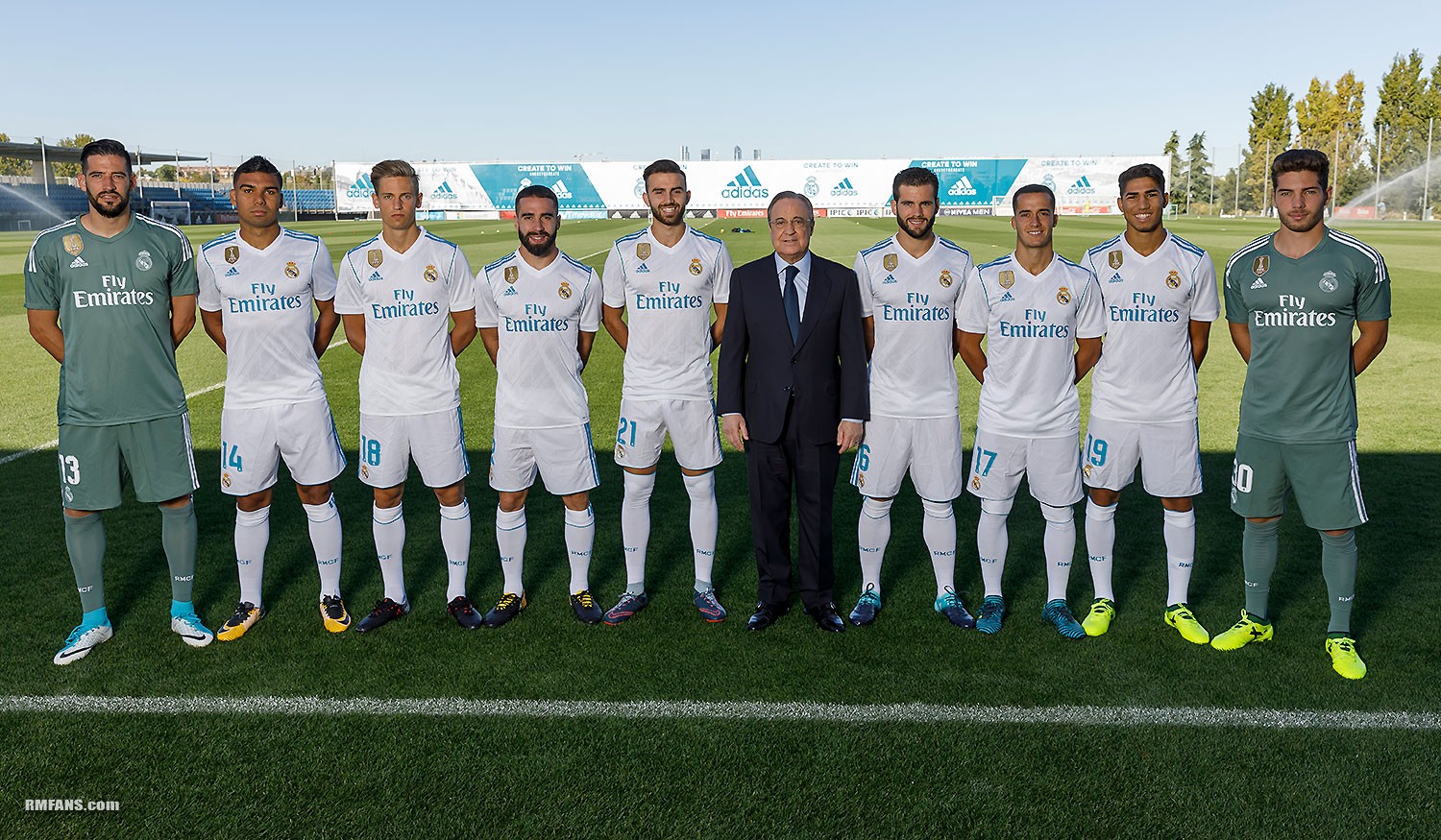 皇馬新賽季全家福 C羅貝爾左右護法齊達內