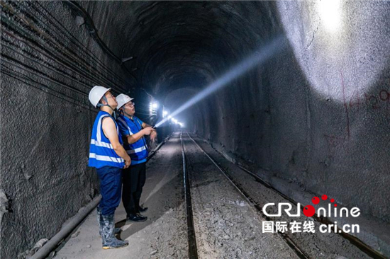 中国缅甸国际铁路大通道 大瑞铁路刷新亚洲铁路隧道施工记录_fororder___172.100.100.3_temp_9500049_1_9500049_1_1_25202aa6-8299-4e1f-81d3-0655d15f499f