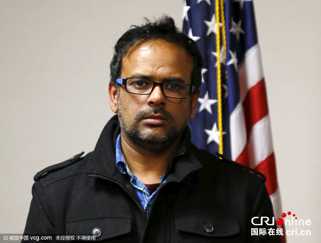 加州枪击案一嫌犯亲友出席新闻发布会 加州枪击案一嫌犯亲友出席新闻发布会