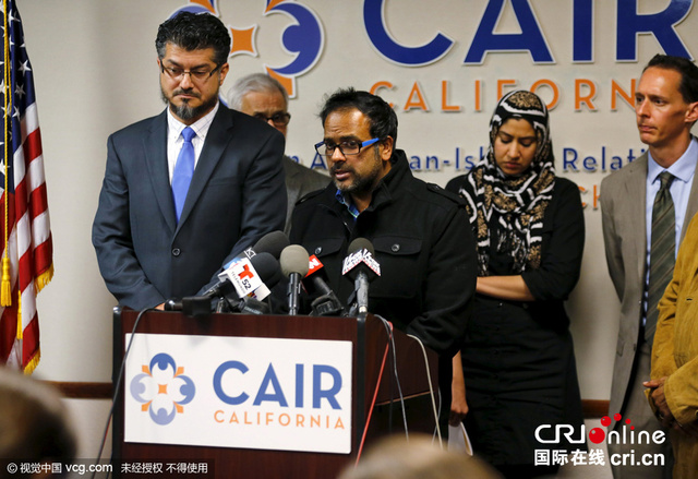 加州枪击案一嫌犯亲友出席新闻发布会 加州枪击案一嫌犯亲友出席新闻发布会