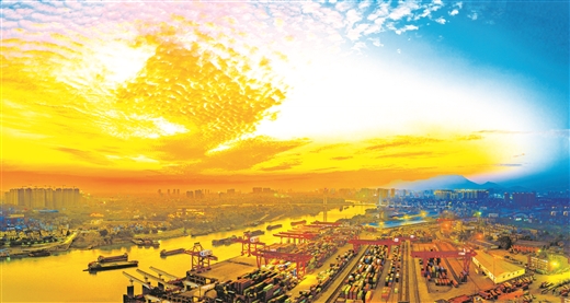 贵港：奋力打造珠江—西江经济带 核心港口城市和战略性新兴产业城