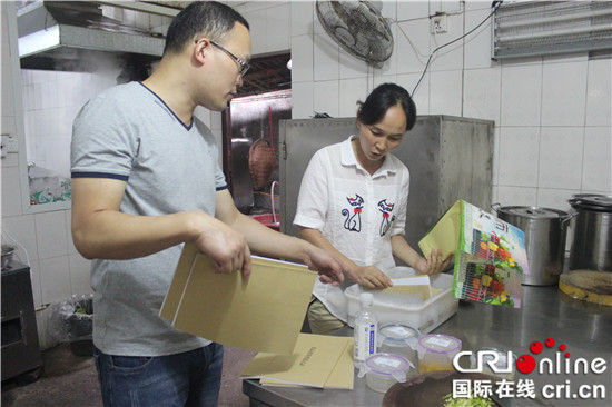 已过审【区县联动】【大足】大足回龙镇开展秋季学校食堂食品安全检查【区县联动】大足回龙镇检查秋季学校食堂食品安全